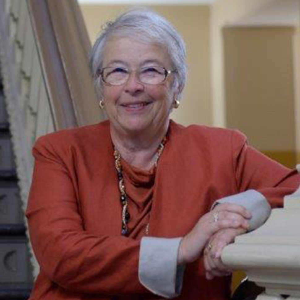 Carmen Guillén Fariña (STEINHARDT ’65)
