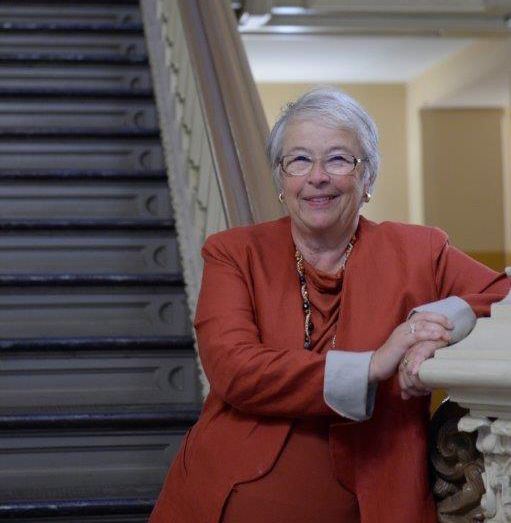Carmen Guillén Fariña (STEINHARDT ’65)